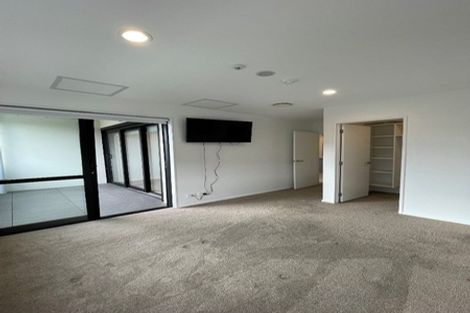 Photo of property in Apollo Apartments, 201/46 Rosedale Road, Rosedale, Auckland, 0632