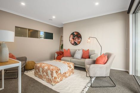 Photo of property in 15 Sue Dow Lane, Aotea, Porirua, 5024