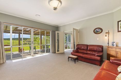 Photo of property in 9 Orakei Road, Kelvin Grove, Palmerston North, 4470