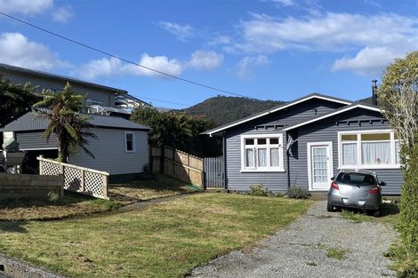 Photo of property in 66 Ranfurly Street, Runanga, 7803