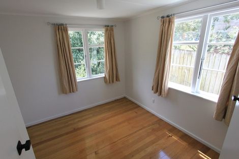 Photo of property in 8 Huxley Place, Glen Innes, Auckland, 1072