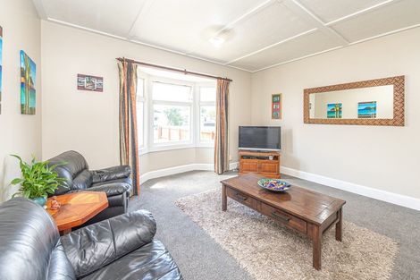 Photo of property in 6 Central Avenue, Gonville, Whanganui, 4501