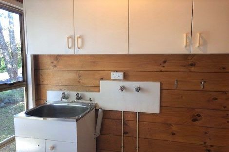 Photo of property in 18 Kawaka Street, Titirangi, Auckland, 0604