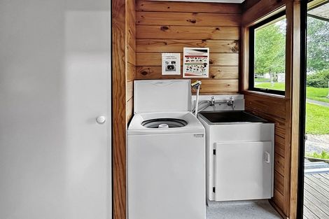 Photo of property in Atawhai Flats, 1 Keiller Place, Fitzherbert, Palmerston North, 4410