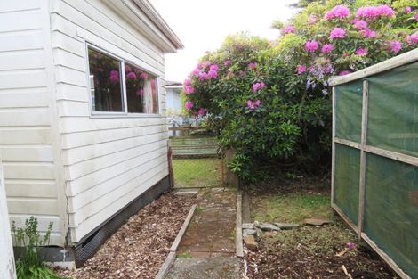 Photo of property in 35 Dick Street, Reefton, 7830