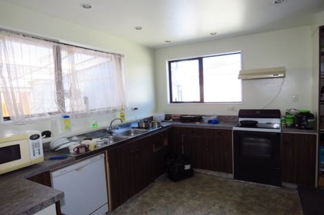 Photo of property in 12 Russell Street, Westport, 7825