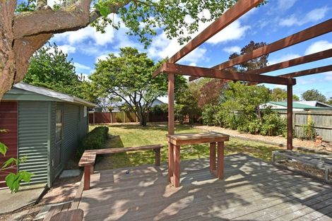 Photo of property in 54 Hounslow Street, Ilam, Christchurch, 8041