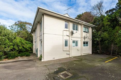 Photo of property in 2/84 Rintoul Street, Newtown, Wellington, 6021