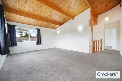 Photo of property in 2/75 Atkinson Road, Titirangi, Auckland, 0604
