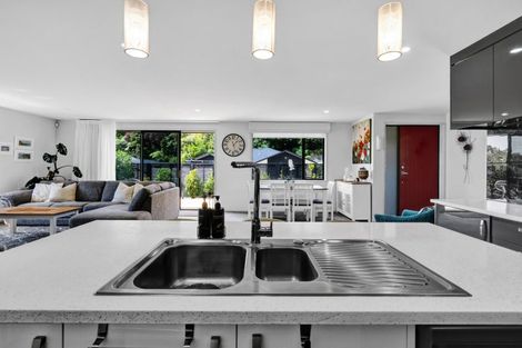 Photo of property in 3 Frederick Place, Whalers Gate, New Plymouth, 4310