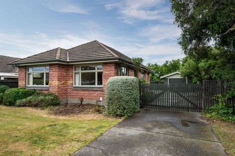 Photo of property in 139 Langdons Road, Northcote, Christchurch, 8052