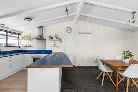 Photo of property in 3 Dorset Place, Tamatea, Napier, 4112