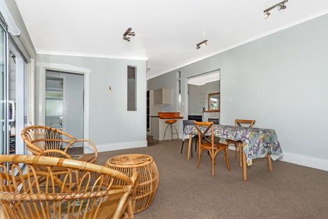 Photo of property in 11 Wellington Street, Te Hapara, Gisborne, 4010