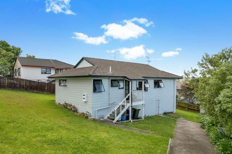 Photo of property in 21 Holmes Drive South, West Harbour, Auckland, 0618