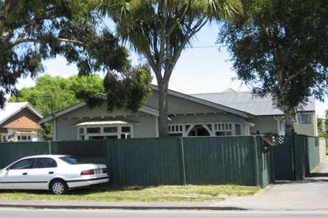 Photo of property in 3/19 Hills Road, Edgeware, Christchurch, 8013