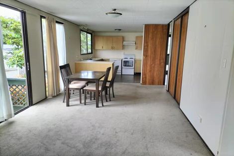 Photo of property in 26 Devonshire Road, Unsworth Heights, Auckland, 0632