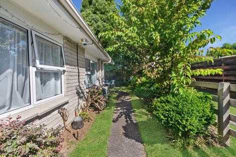 Photo of property in 2/1 Coopers Road, Gate Pa, Tauranga, 3112