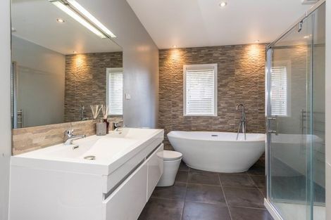 Photo of property in 20 Esmonde Road, Takapuna, Auckland, 0622