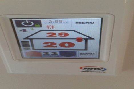 Photo of property in 35 Jackson Street, Island Bay, Wellington, 6023