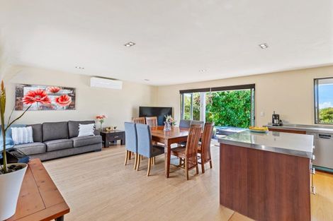 Photo of property in 12 Salem Place, Torbay, Auckland, 0630