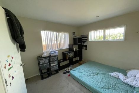 Photo of property in 16 Antalya Place, Manurewa, Auckland, 2102