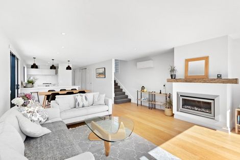 Photo of property in 25 Double Cone Road, Jacks Point, Queenstown, 9371