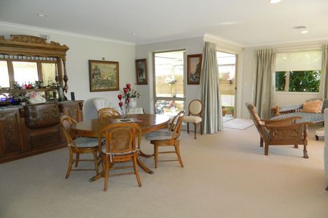 Photo of property in 18 Ranui Avenue, Kerikeri, 0230