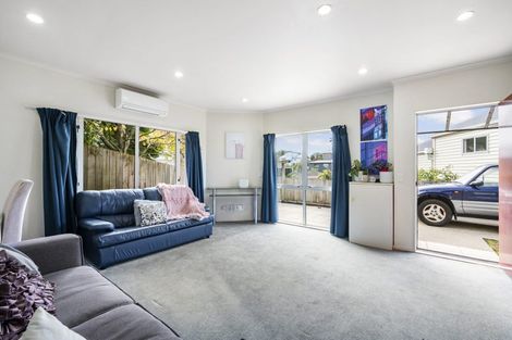 Photo of property in 54 Fortunatus Street, Brooklyn, Wellington, 6021