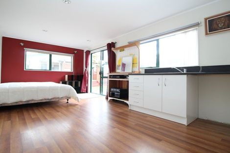 Photo of property in 31 Sequoia Crescent, Owhata, Rotorua, 3010