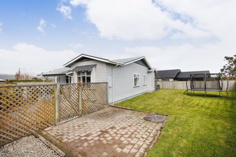 Photo of property in 155 James Line, Kelvin Grove, Palmerston North, 4414