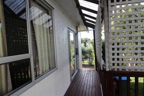 Photo of property in 8a Cadman Avenue, Waterview, Auckland, 1026