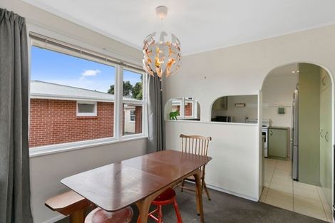 Photo of property in 25 Catherine Crescent, Paparangi, Wellington, 6037