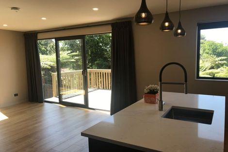 Photo of property in 44a Glen Vista Place, Bayview, Auckland, 0629