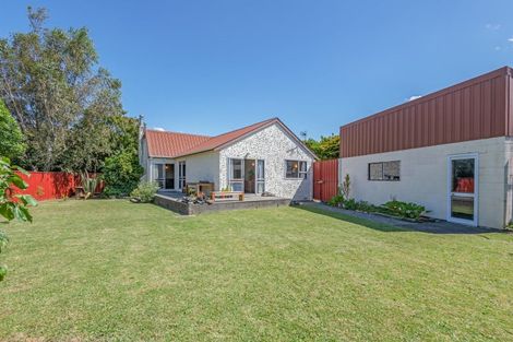 Photo of property in 9 Craven Court, Ashhurst, 4810