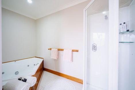 Photo of property in 330 Highcliff Road, Highcliff, Dunedin, 9013