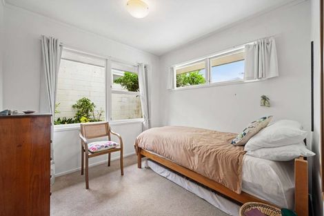 Photo of property in 2/310 Bucklands Beach Road, Bucklands Beach, Auckland, 2012