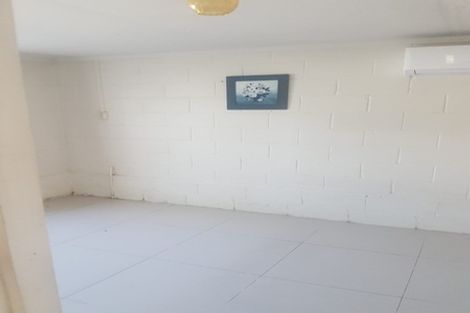 Photo of property in 20 Woodford Avenue, Henderson, Auckland, 0610