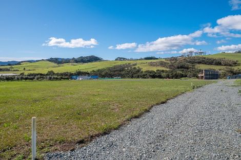 Photo of property in 8 Amelie Place, Coopers Beach, 0420