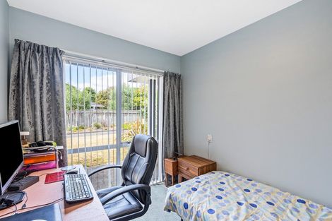 Photo of property in 2 Tainui Street, Raumati Beach, Paraparaumu, 5032