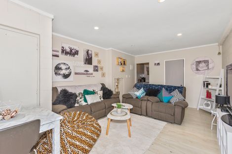 Photo of property in 1/44 Marriott Road, Pakuranga, Auckland, 2010