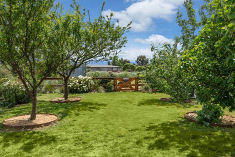 Photo of property in 58 Loach Road, Hawea Flat, Wanaka, 9382