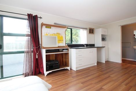 Photo of property in 31 Sequoia Crescent, Owhata, Rotorua, 3010