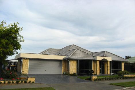 Photo of property in 3 Murfitt Place, Sockburn, Christchurch, 8042