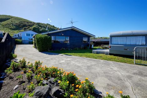 Photo of property in 20 Kotare Place, South Bay, Kaikoura, 7300