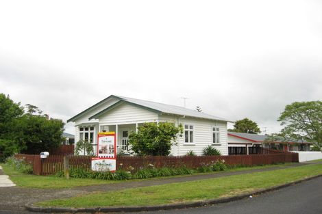 Photo of property in 44 Dublin Street, Pukekohe, 2120