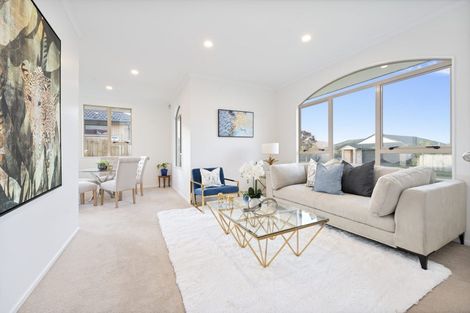 Photo of property in 38 Semillon Avenue, Henderson, Auckland, 0612