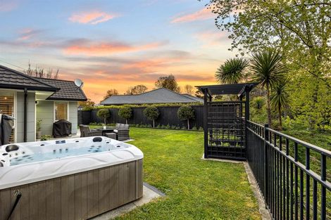 Photo of property in 25 Crabb Fields Lane, Riverhead, 0820