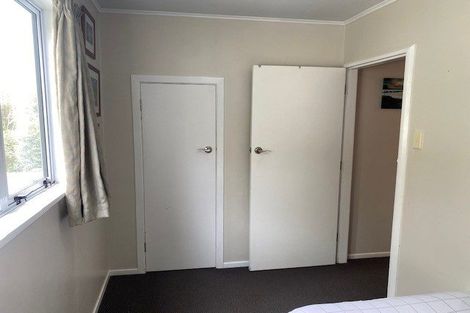 Photo of property in 91 Awanui Street, Merrilands, New Plymouth, 4312