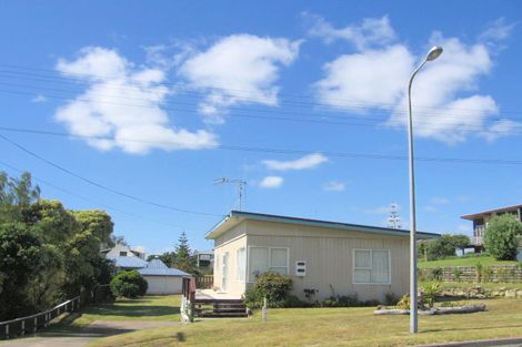 Photo of property in 6 Hillary Street, Waihi Beach, 3611