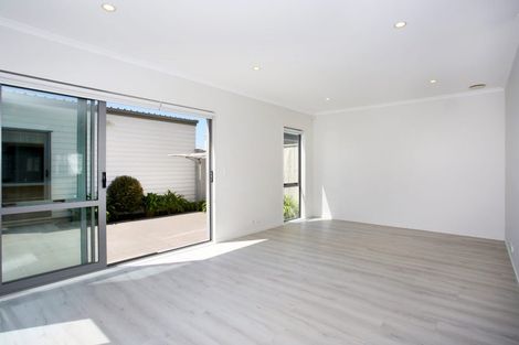 Photo of property in 94 Te Napi Drive, Takanini, 2112